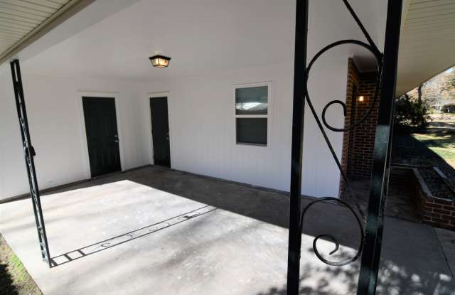 Must See! Newly renovated, 3 bedroom, 1 bath home in Brownsfield off Plank Road Gallery 4