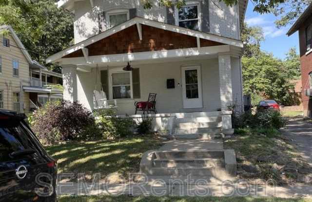 318 Merriwether Street photos photos