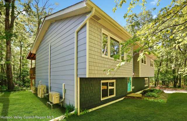 20 Mary Lou Lane Gallery 4