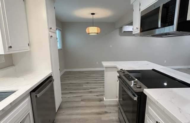 1308 Agate St photos photos