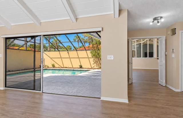 2BR/2BA Orlando Villa with Private Pool & 2-Car Garage — $1,850/mo Gallery 4
