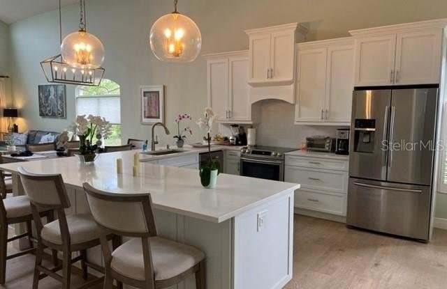 8784 PEBBLE CREEK Lane Gallery 3