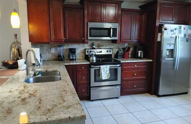 55 SE 14th St photos photos