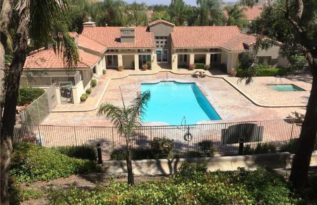 1035 Vista Del Cerro Drive Gallery 3