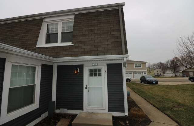 360 Farmingdale Circle Gallery 2