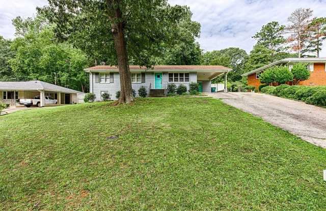 3884 Honeysuckle Drive SE Gallery 2