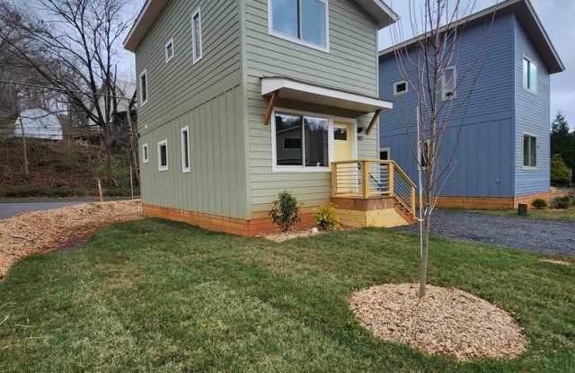 East Asheville Rental - 107 Eastville Road, Buncombe County, NC 28805