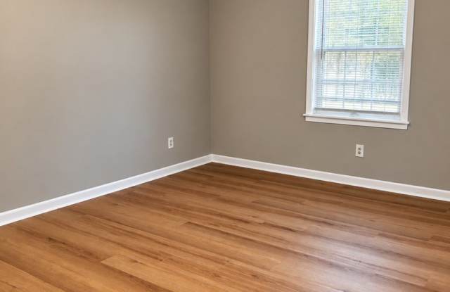 Charming 3-Bedroom Home in the Heart of Jonesboro – Prime Location! Gallery 3