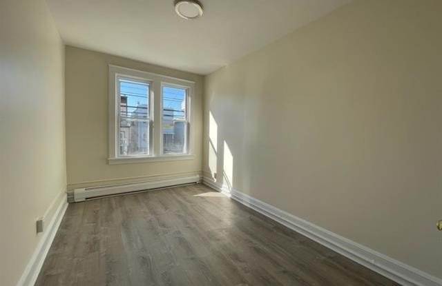 310 DANFORTH AVE photos photos