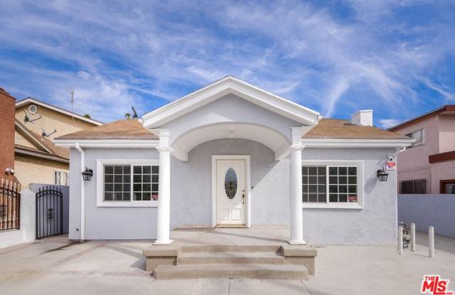 1522 N HARVARD unit: 4 photos photos