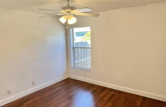 120 SW Grimaldo Terrace Gallery 2