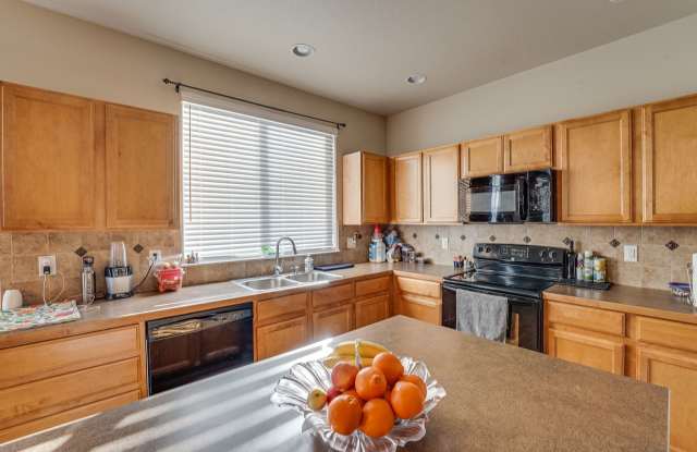 Spacious 4 bed, 2.5 Bath House in South Fort Collins! Gallery 4