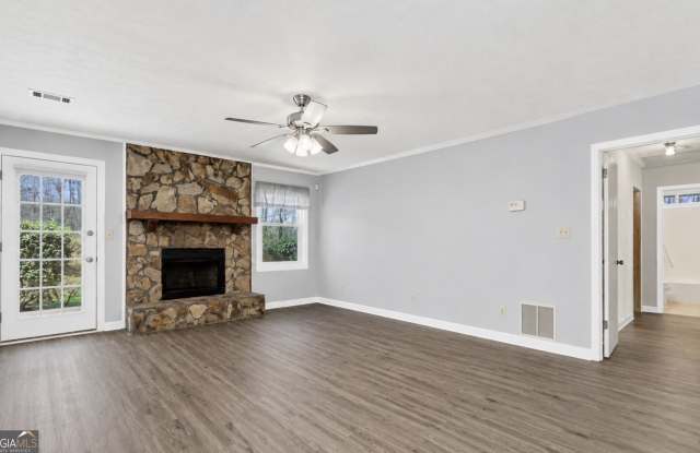 50 Old Lantern Drive Gallery 2