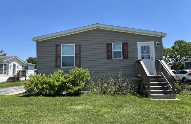 15 Bluebird Lane Gallery 2