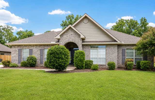 Spacious 3-Bedroom Home in Daphne photos photos