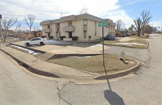 1124  W Poplar  ST Unit #104 photos photos