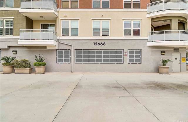 12668 Chapman Avenue Gallery 4