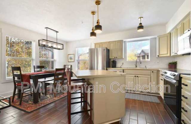 1797 Fox Bay Dr Gallery 2