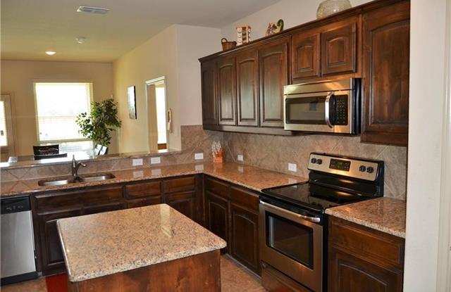 4712 Shagbark Drive Gallery 3