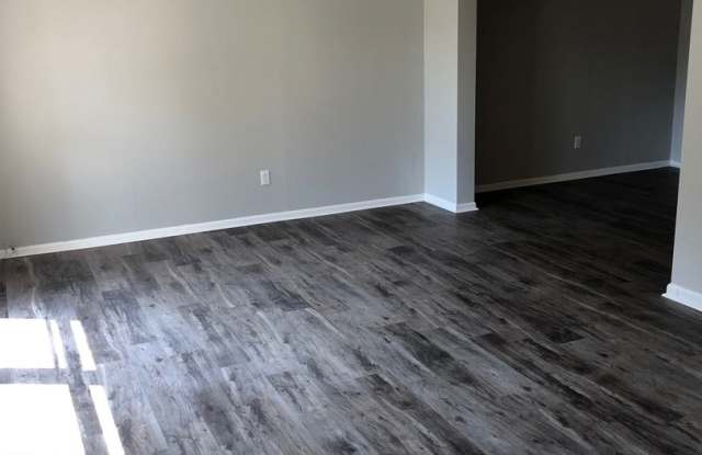5 BD/2.5 BA home, NEW RENOVATION! Gallery 3
