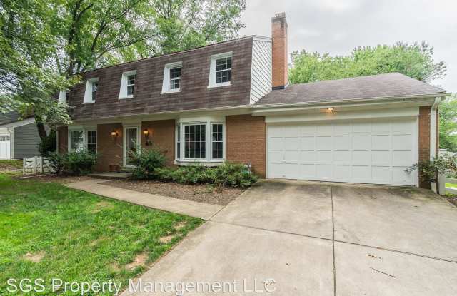 108 Saratoga Waye NE - 108 Saratoga Waye Northeast, Vienna, VA 22180