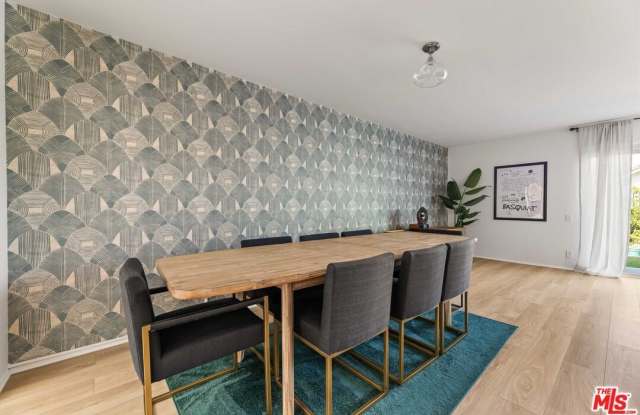 3500 W Manchester Blvd unit: 462 photos photos