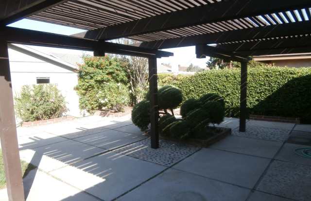 16351 Anita Lane Gallery 3