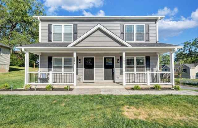 1702 Baldwin Ave photos photos