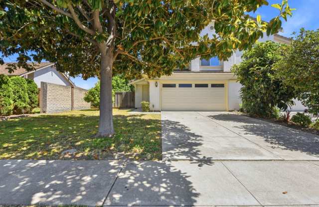 4 Bedrooms / 3 Bathrooms Duet Home for Rent in Desirable Fremont Brookvale Neighborhood! photos photos