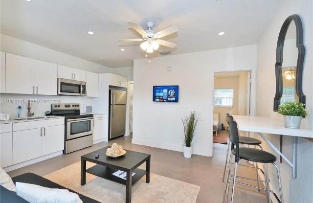 60 NW 76th St photos photos