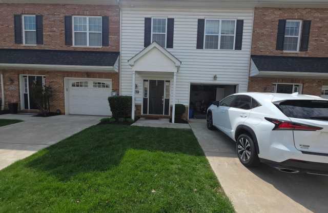 4438-00 RIVERVIEW Lane photos photos