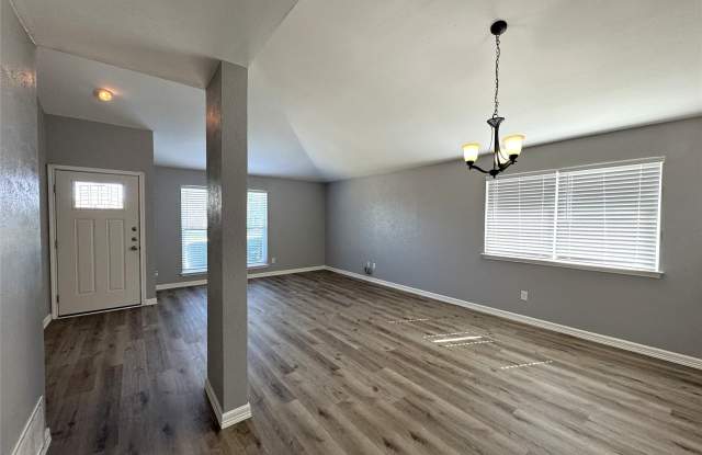 1762 Glencairn Lane Gallery 3