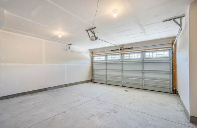 1400 Crested Iris Drive Gallery 4