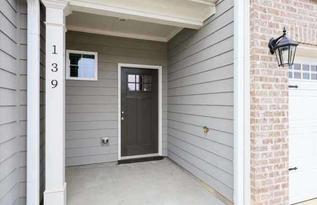 139 Chastain Drive Gallery 3