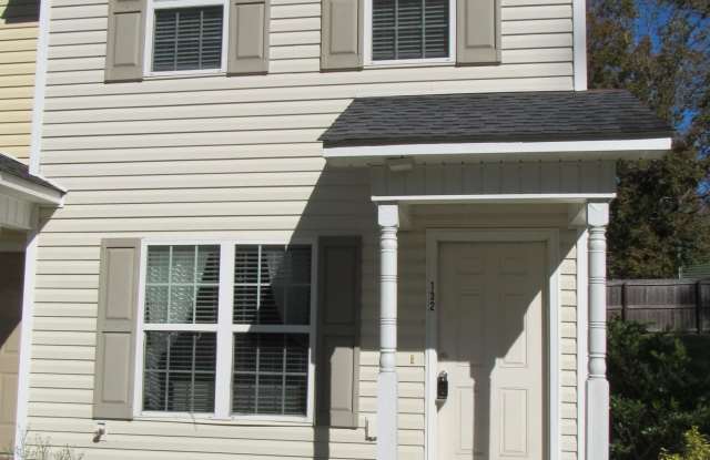 132 Greenford Place - 132 Greenford Place, Jacksonville, NC 28540