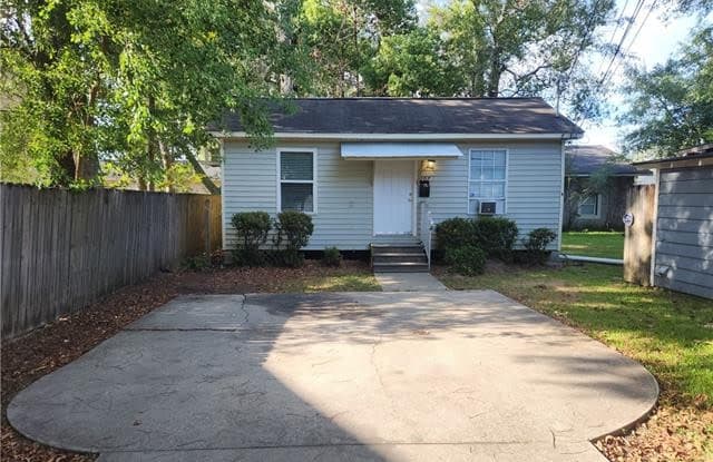 207 E ROBERT Street - 207 East Robert Street, Hammond, LA 70401
