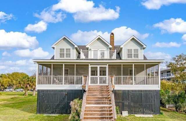 Sullivan's Island Charmer-Fully Furnished Gallery 3