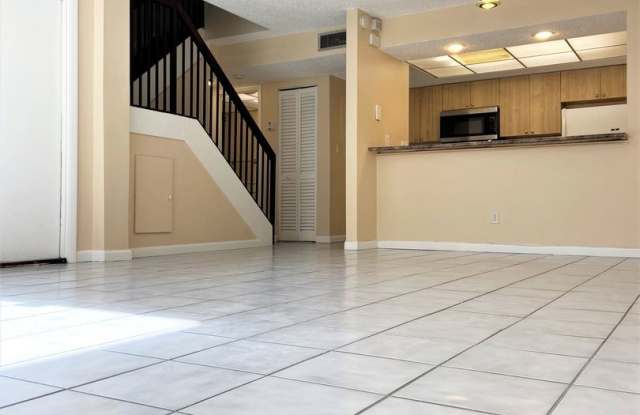 12357 NW 12th Court Gallery 4