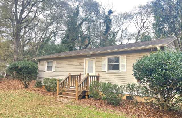 Lease Assignment Please Inquire! Cozy Normaltown Two Bedroom Home Gallery 3