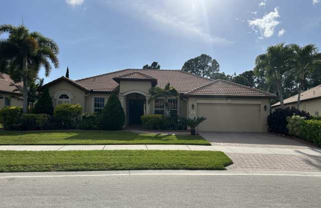 860 SW Grand Reserves Boulevard photos photos