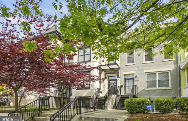 1201 KENYON Street NW unit: 5 photos photos