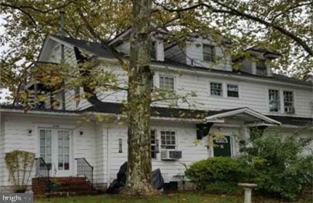 251-253 S WHITE HORSE Pike unit: C photos photos