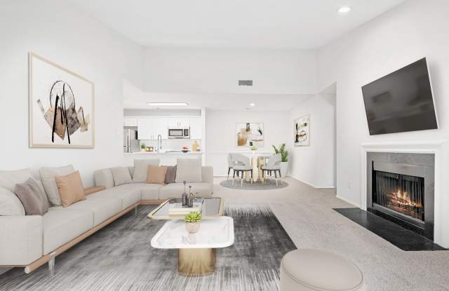 Affordable Housing - Southpark Commons Apartment Homes Gallery 2