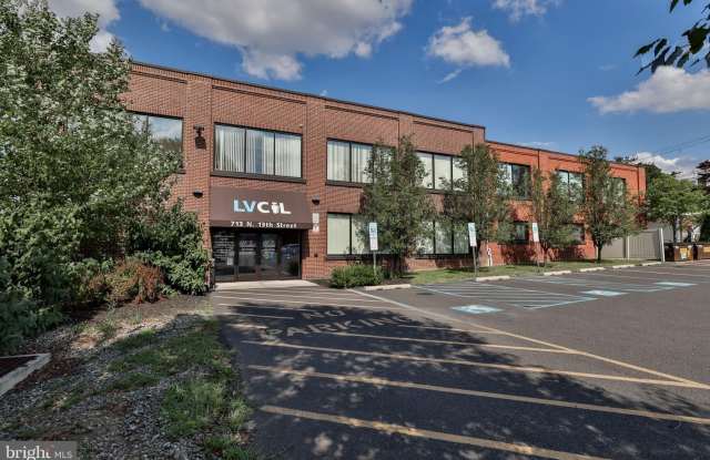 1226-1232 W GREEN Street photos photos