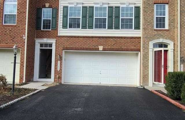 25226 BEACH PL Gallery 2