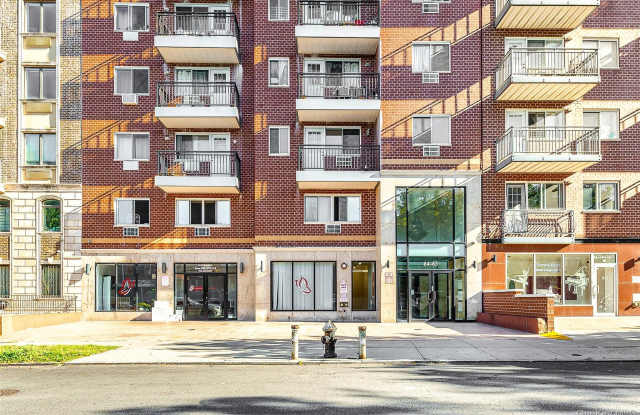 64-63 Austin Street unit: 3A - 64-63 Austin Street, Queens, NY 11374