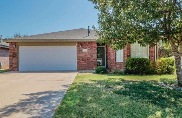 3Bed/2Bath in Cooper ISD Available 6/10 - 2509 108th Place, Lubbock, TX 79423