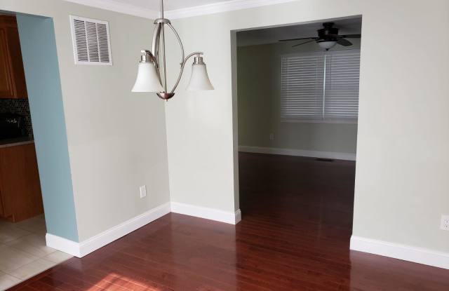 3044 SILENT VALLEY DRIVE Gallery 3