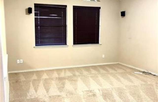 11682 La Grange Drive Gallery 2