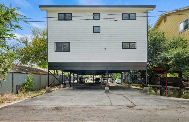 Renovated 6bed/3bath Close to Campus! photos photos